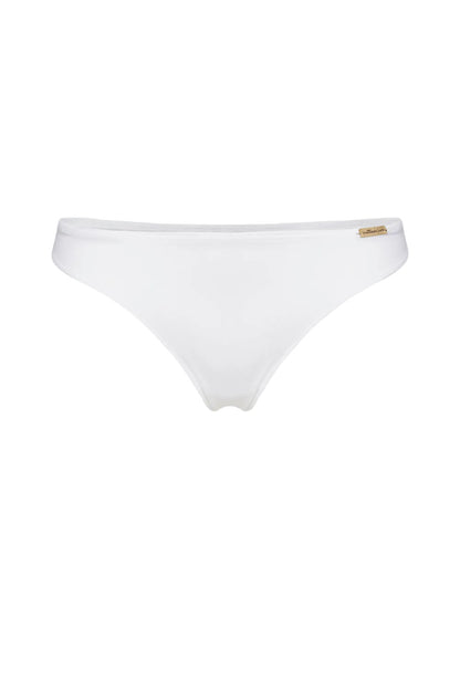 String low-cut