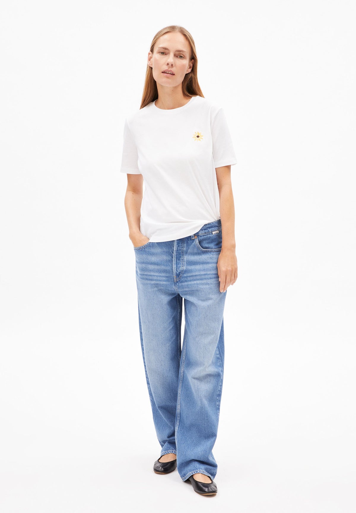 LUALAA FLOWER T-Shirt