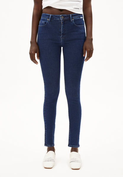 TILLAA MID WAIST SKINNY JEAN