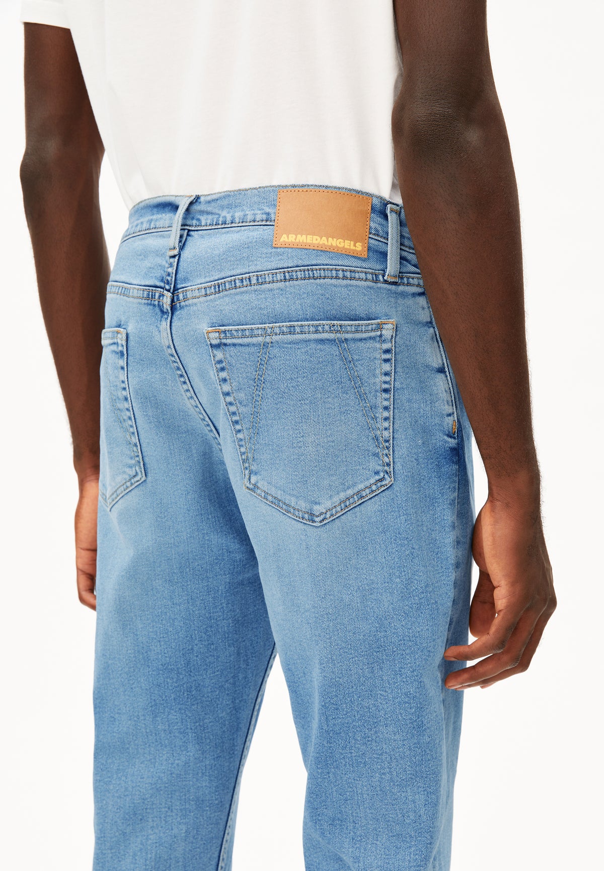 AARJO TARPA TAPERED JEANS
