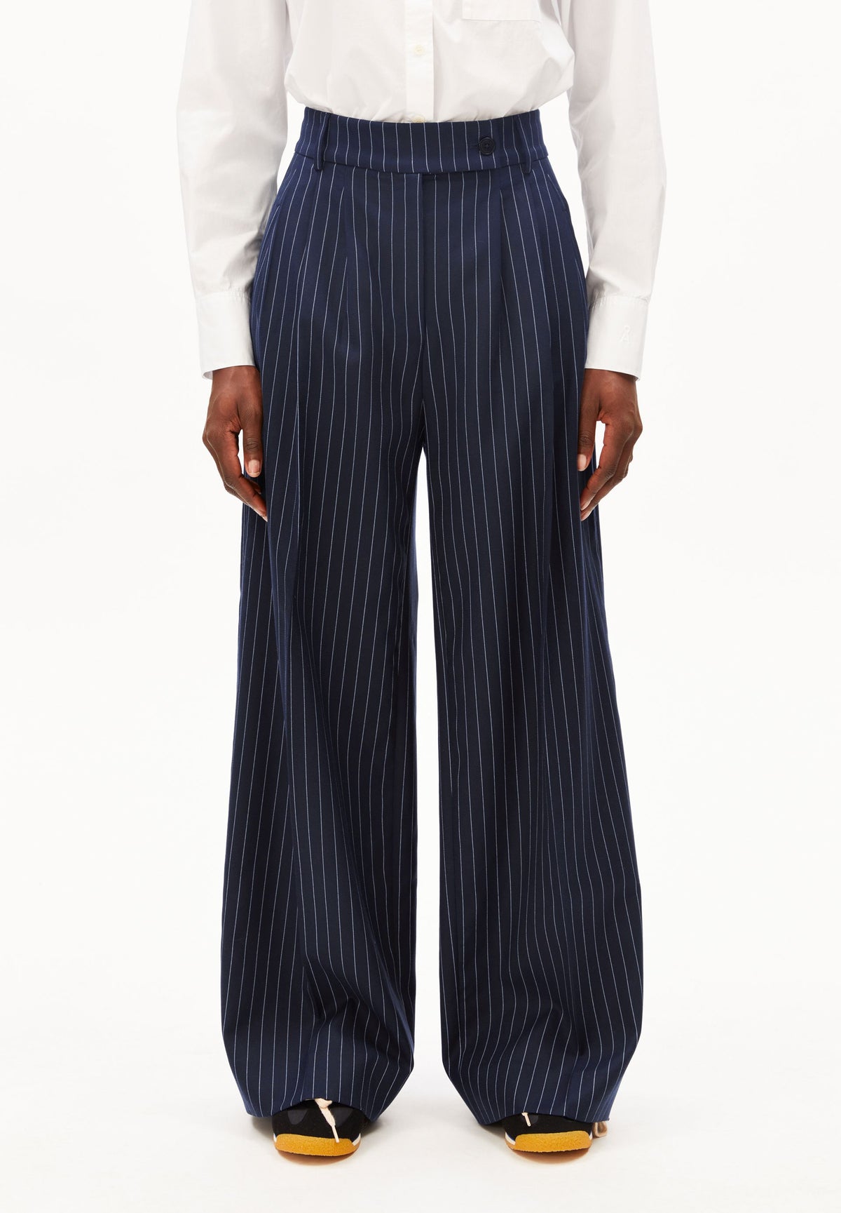 PINSTRIPE KAAYUA PANT