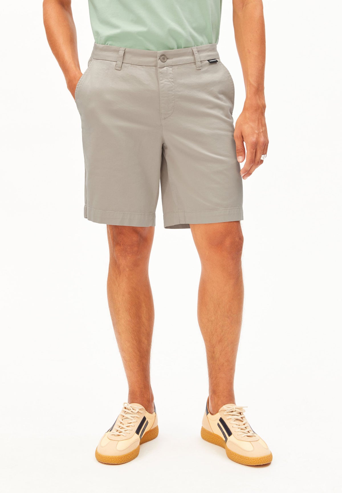 CHINO SHORTS