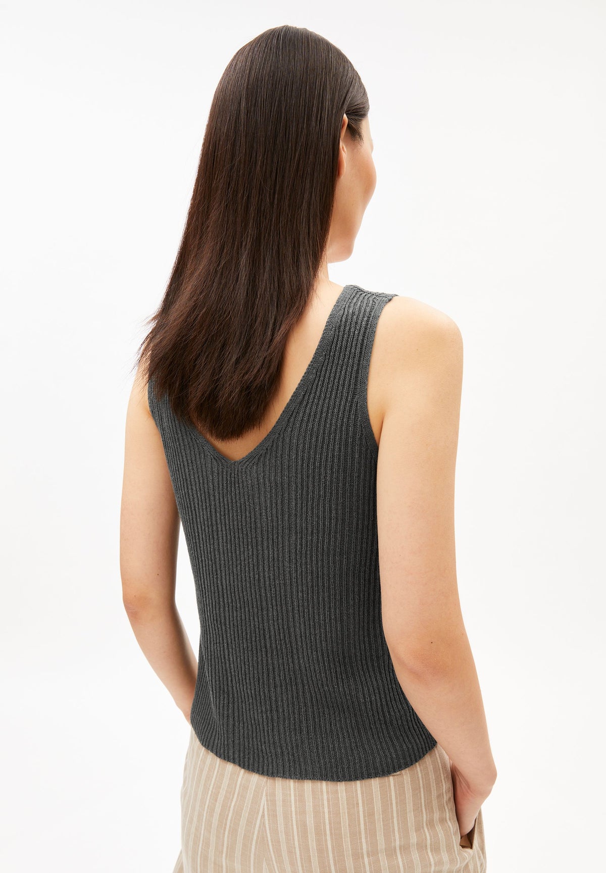 LINEN BLEND KNIT TOP