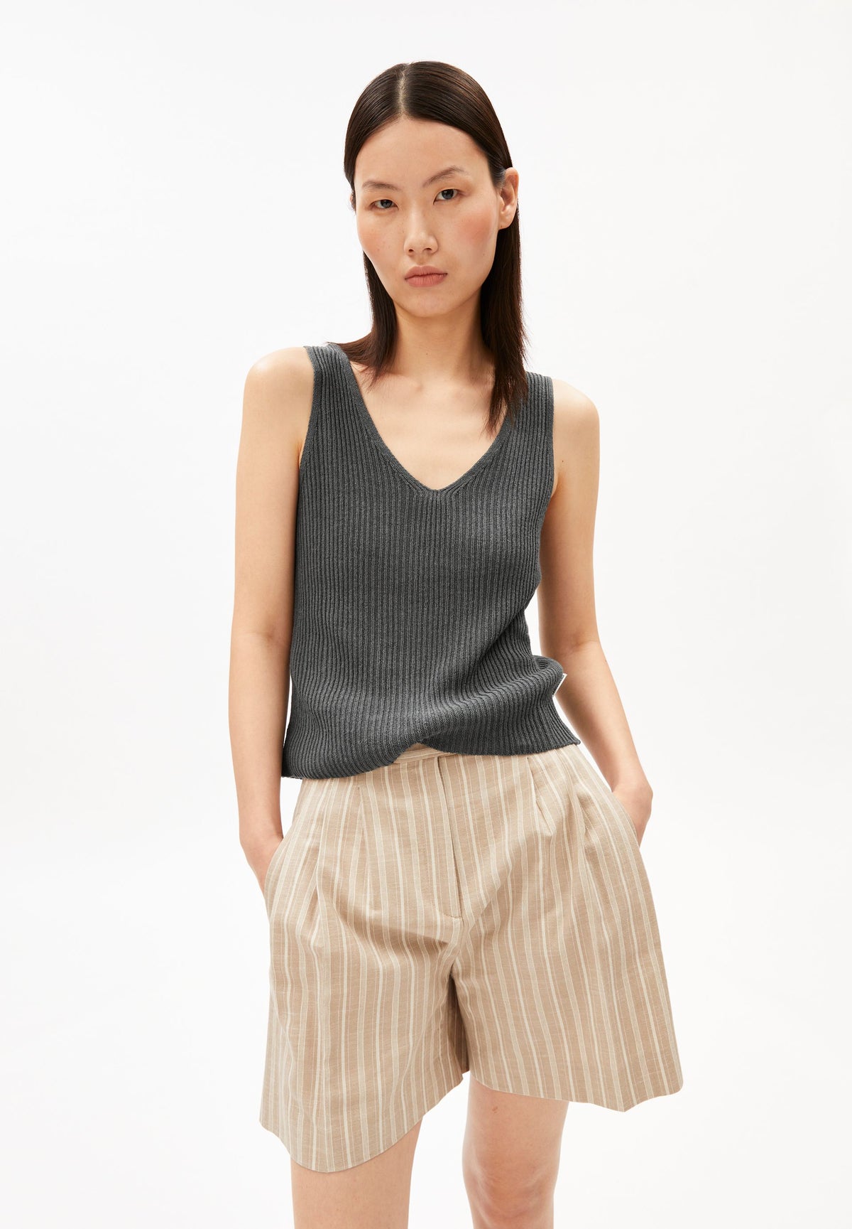 LINEN BLEND KNIT TOP