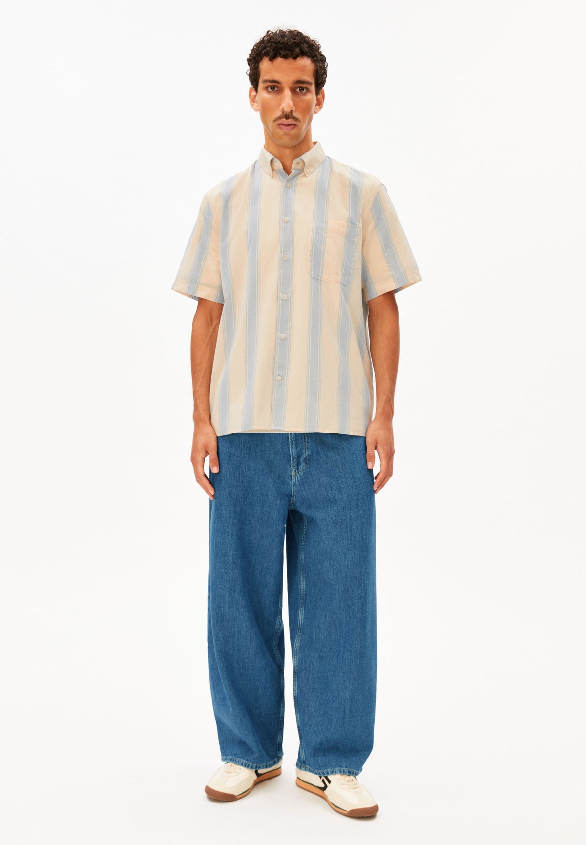 STRIPED SHORTSLEEVE SHIRT