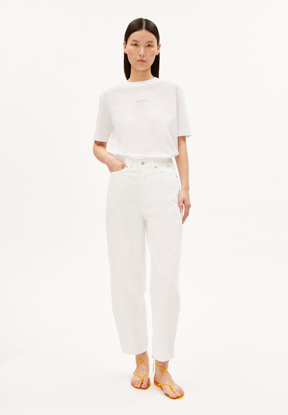 TARJAA GRAPHIC T-SHIRT
