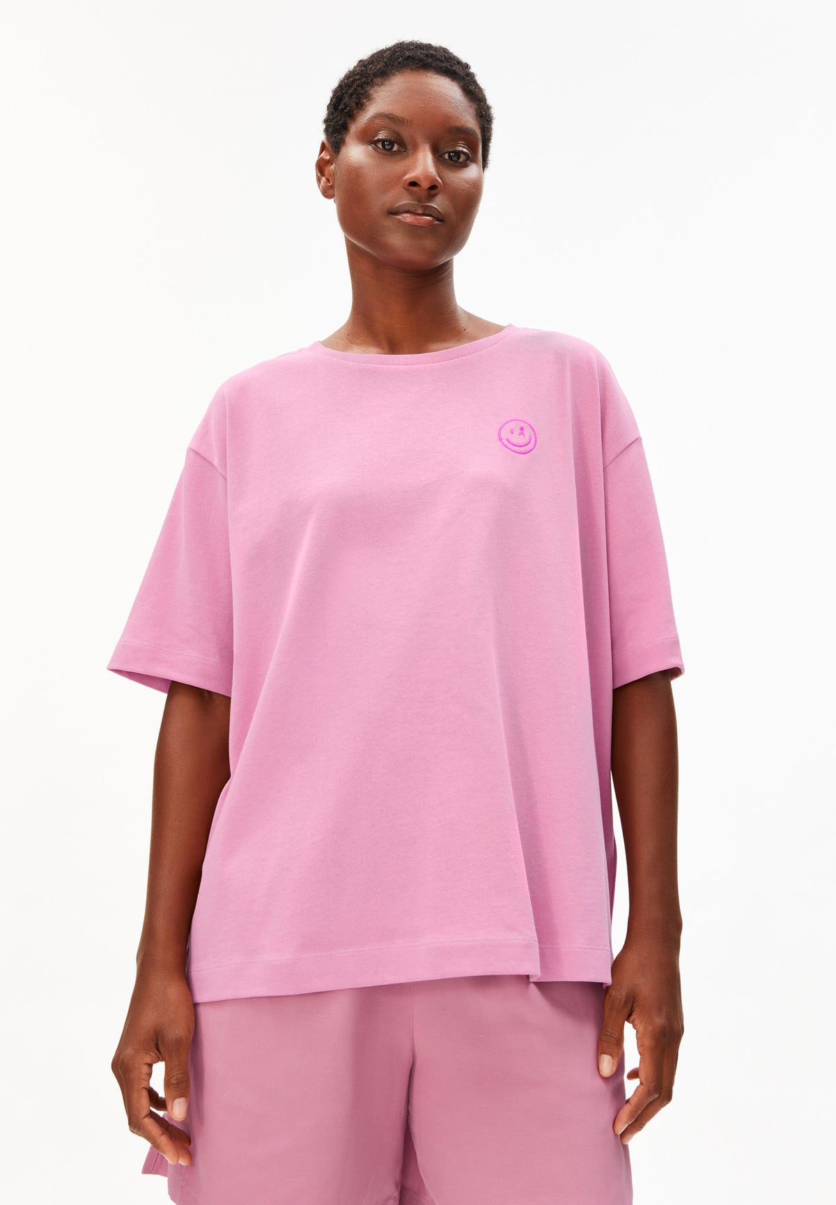GIANNAA DIFFERENCE T-SHIRT