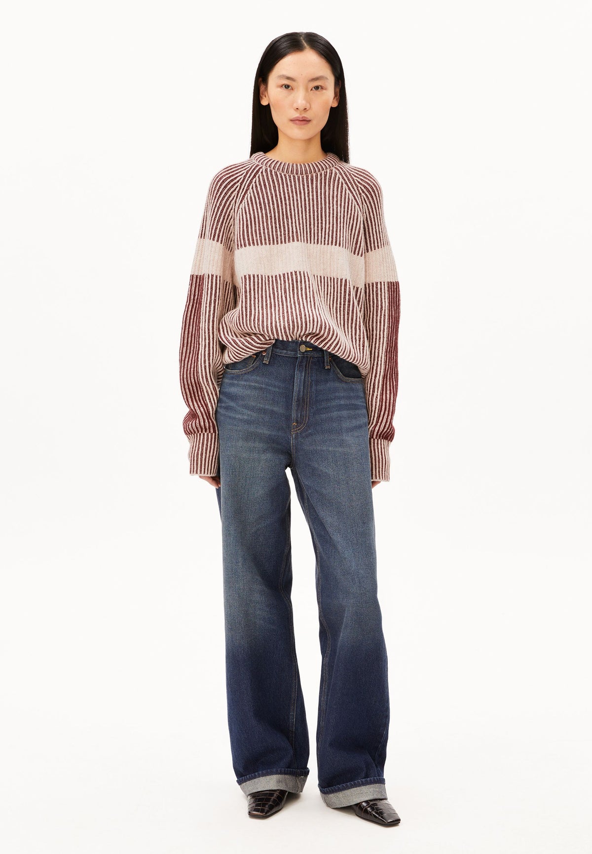 RIB ARTWORK KNIT SWEATER