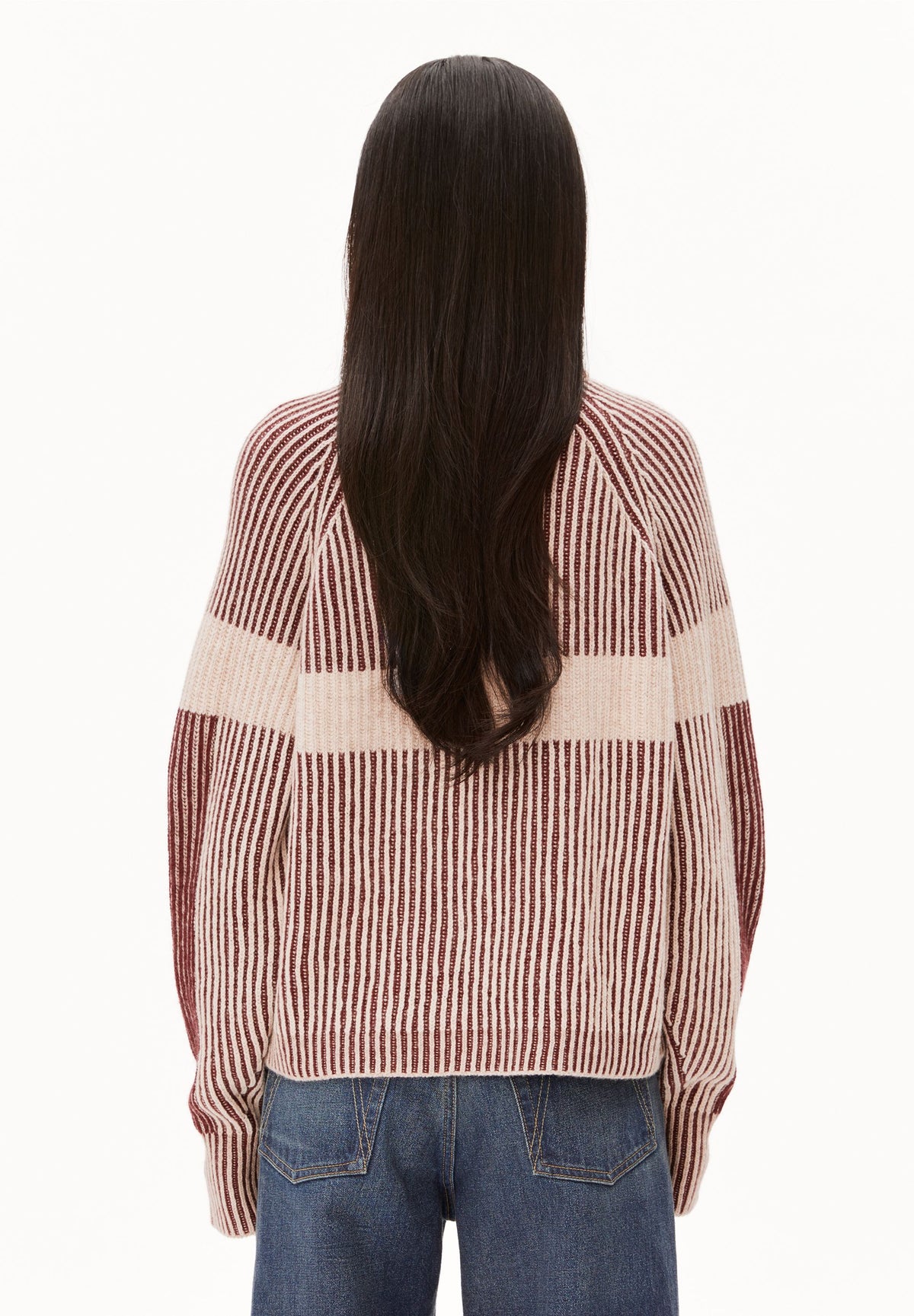 RIB ARTWORK KNIT SWEATER