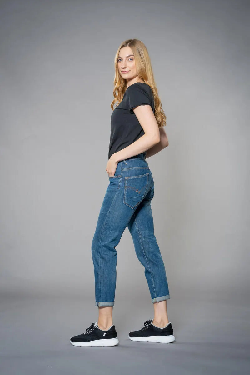 fv-Bro:nx - Relaxed Fit - Medium Waist